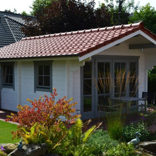 Gartenhaus mit Abstellraum aus 70mm Blockbohlen in Langenberg