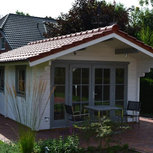 Gartenhaus mit Abstellraum aus 70mm Blockbohlen in Langenberg