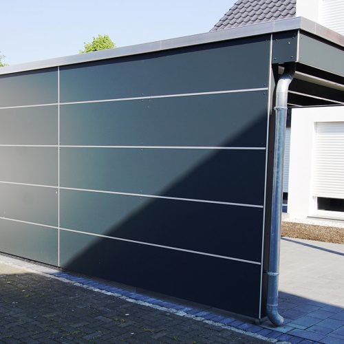 Flachdachcarport mit Abstellraum aus HPL Platten in Spexard