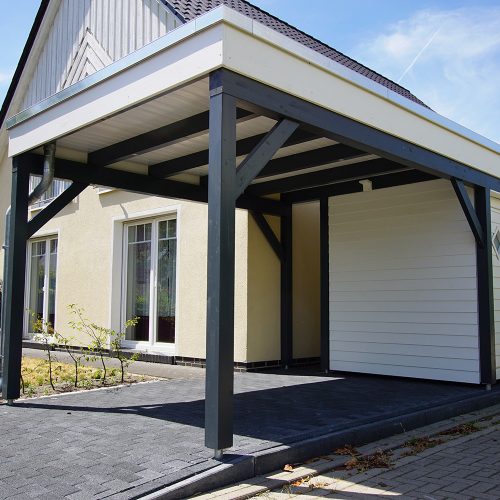 Flachdachcarport mit Abstellraum in Brackwede