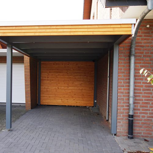 Flachdachcarport mit Abstellraum und Rhombusprofil in Westerwiehe