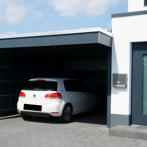 Flachdachcarport mit Abstellraum und HPL Platten in Gütersloh